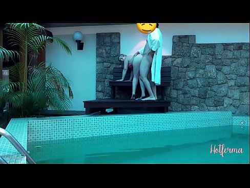 ❤️ Boss kutsub neiu basseini, kuid ei suutnud vastu panna kuumale ☑ Pornovideo at us et.porngifer.ru ☑